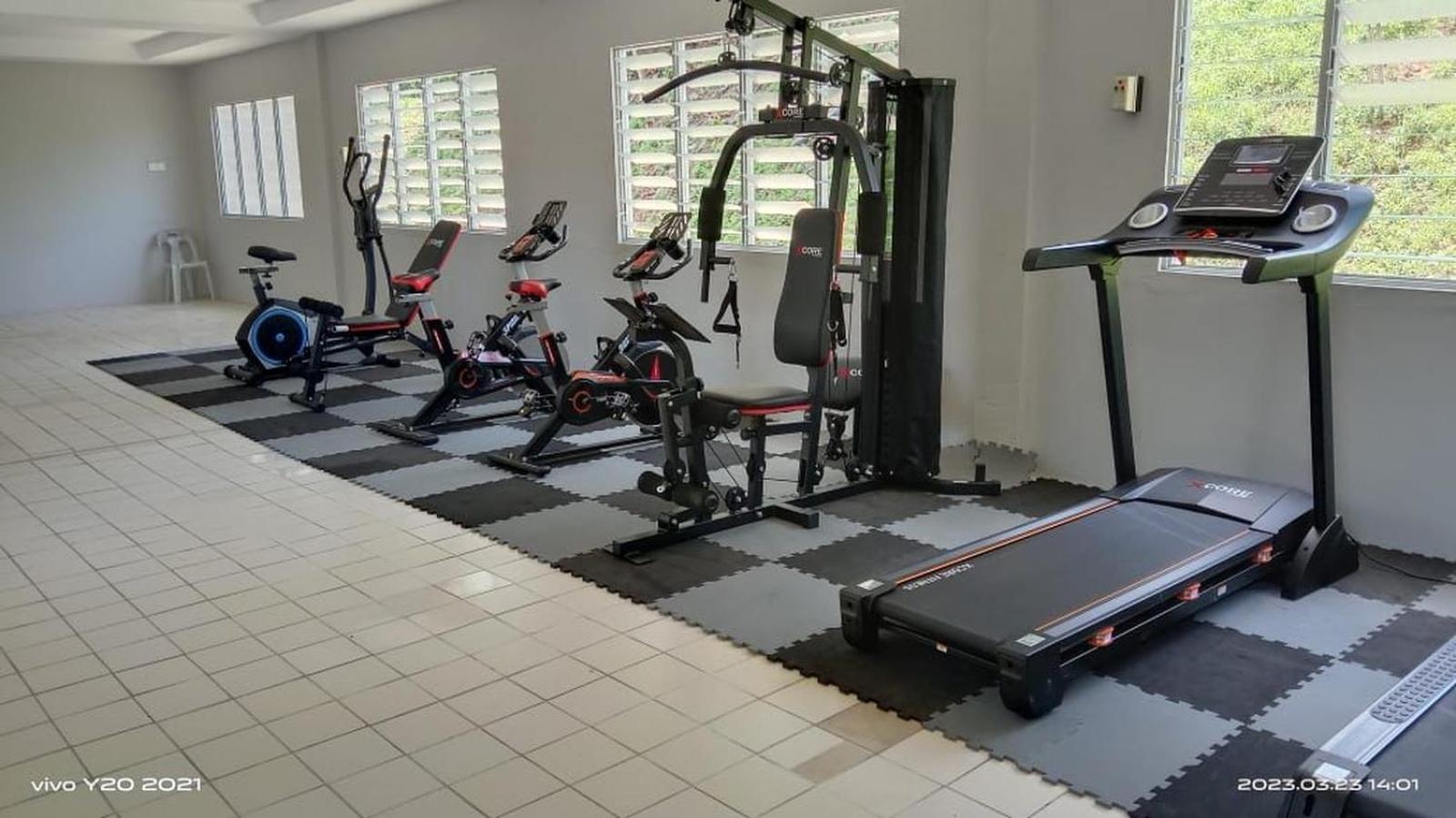 Putra Sentosa Retreat Camp, Sematan Hotel Eksteriør billede