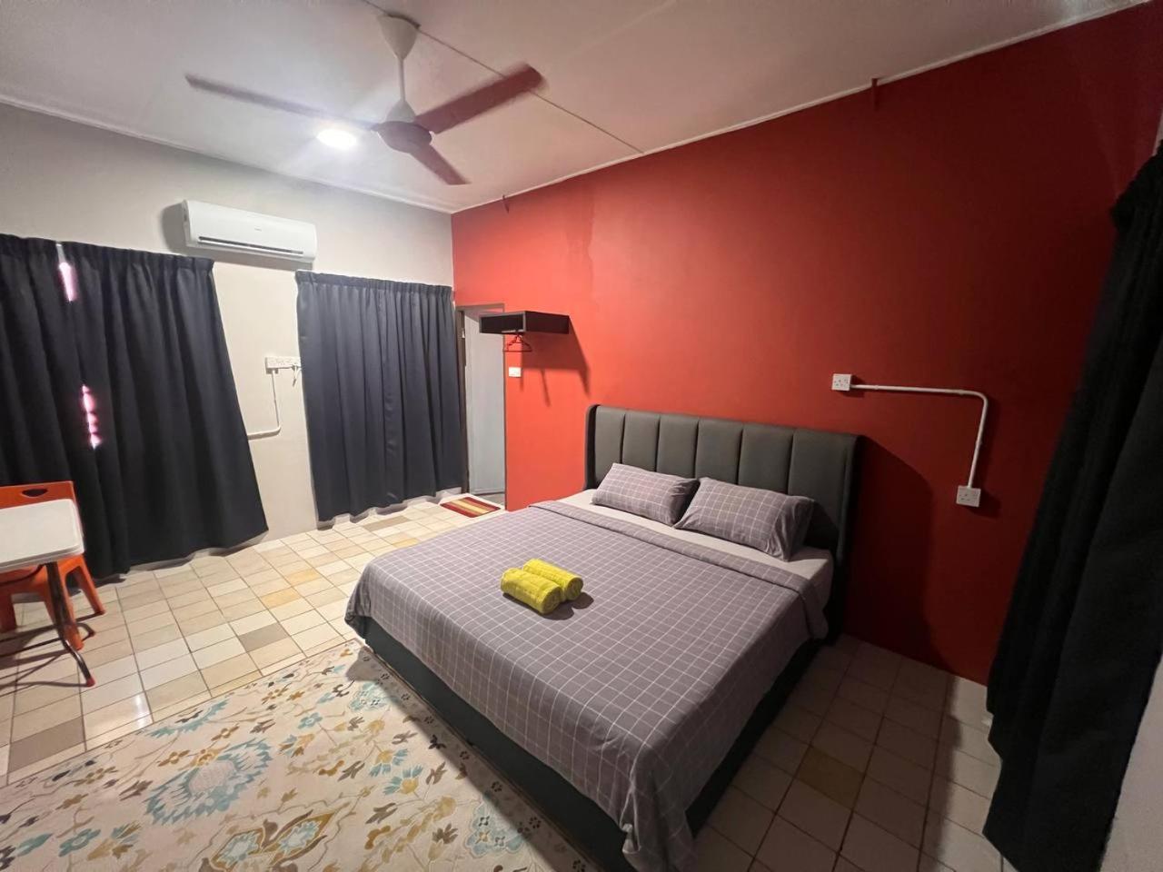 Putra Sentosa Retreat Camp, Sematan Hotel Værelse billede